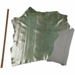 Vachette Fantaisie Métalisé Vert Brillant - Épaisseur 1,2 Mm -Matériel De Couture Soldes 2024 vachette fantaisie metalise vert brillant epaisseur 1 2 mm 2